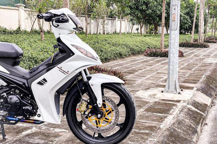 Modifikasi Yamaha Jupiter Mx 135 Pilih Gaya Elegan Dan Pakai Part Mewah Gridoto Com