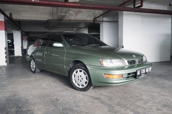 Toyota Corona Absolute 1997 tayang liputannya di kanal Youtube Otojadul