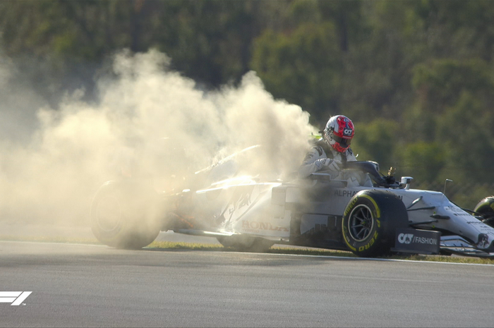 Mobil terbakar di sesi latihan bebas F1 Portugal 2020, Pierre Gasly terancam bisa dapat pinalti.