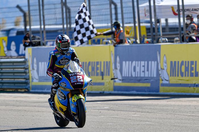 Sam Lowes menang Moto2 Teruel 2020, rebut puncak klasemen Moto2 2020