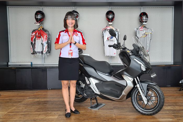 Astra Motor Yogyakarta tawarkan promo menarik untuk pembeli Honda ADV150 dalam rangka menyambut Hari Sumpah Pemuda .
