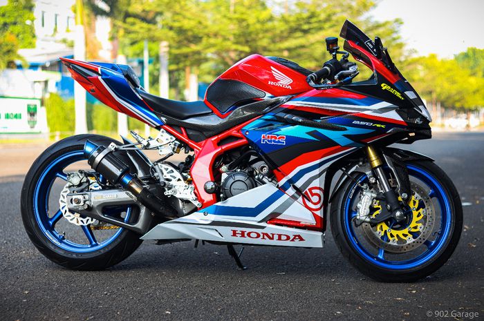 Aliran modifikasi limbah moge pada CBR250RR, pakai USD GSX-R600 kaki depan auto padet!