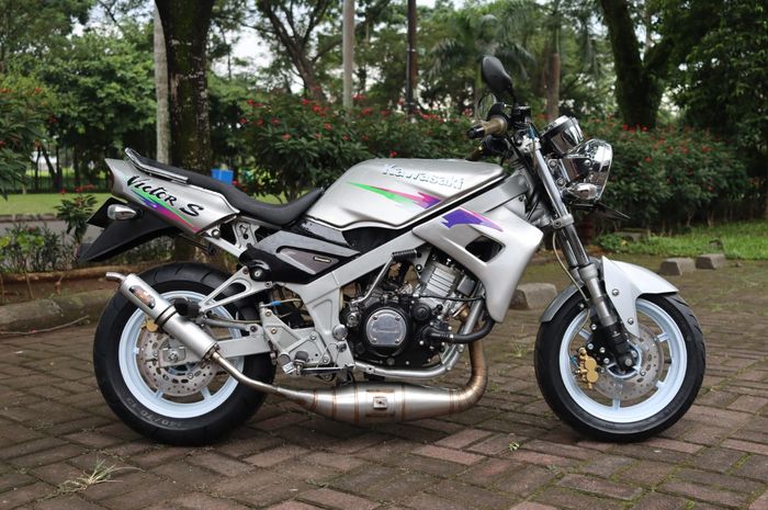 Kawasaki Ninja 150R bonsai karya bagian R&amp;D RCB Racing Boy Indonesia