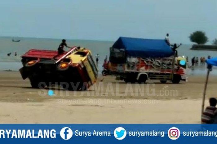 Hasil tangkapan layar video yang beredar di pantai cemara, Desa Sugihwaras, Kecamatan Jenu 