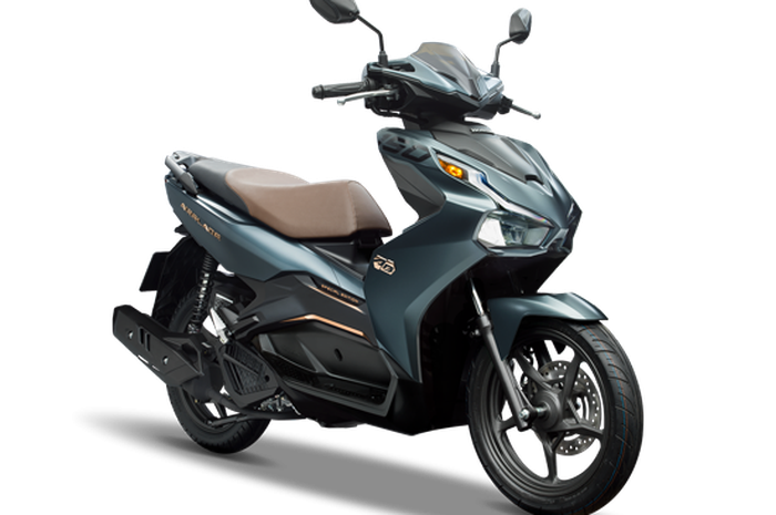 Honda Air Blade 150 pesaing Yamaha All New Aerox 155 Connected