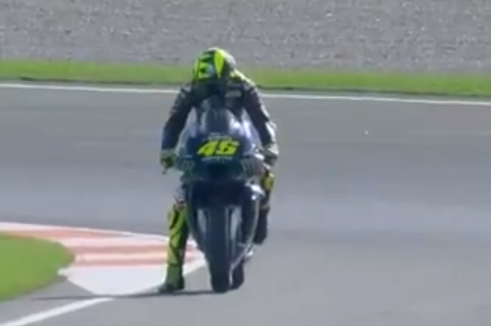 Motor Valentino Rossi mogok