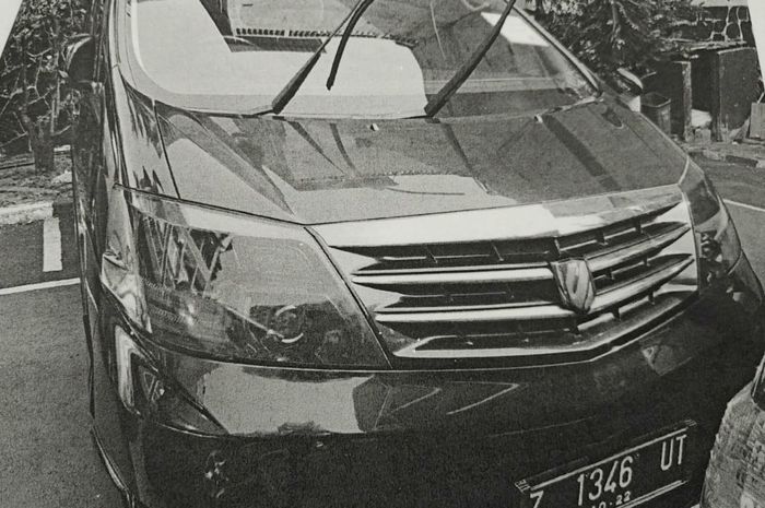 Toyota Alphard 2.4 2007 yang akan dilelang murah KPKNL Jakarta IV