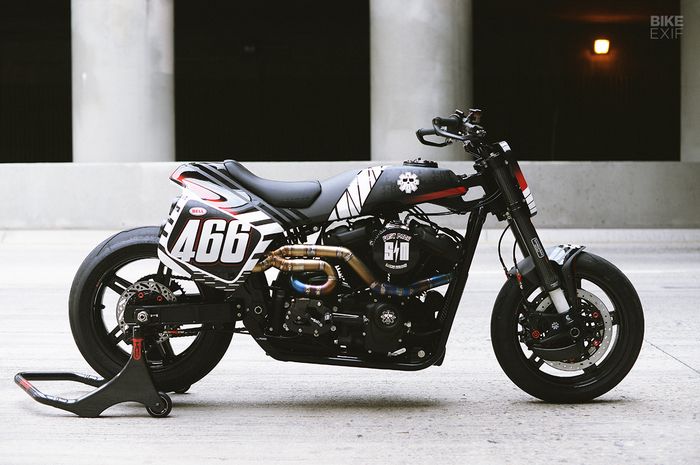 Harley-Davidson Softail street tracker dari SMCO