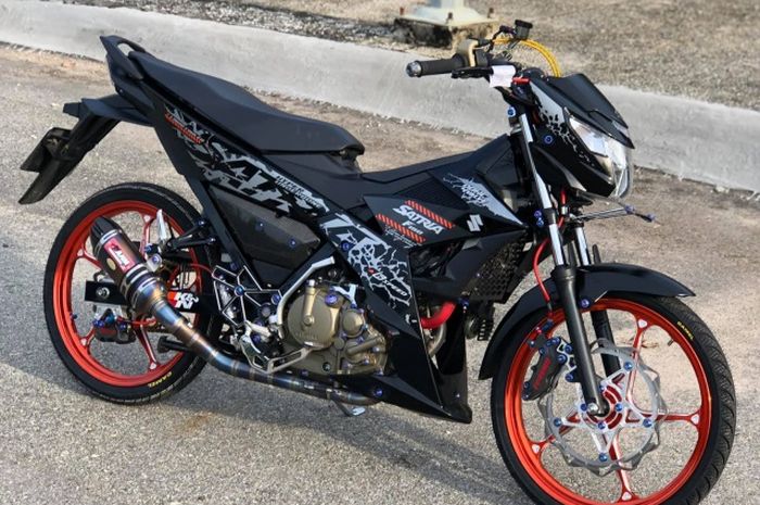 Modifikasi Suzuki Raider dibaut mirip dengan Satria F150