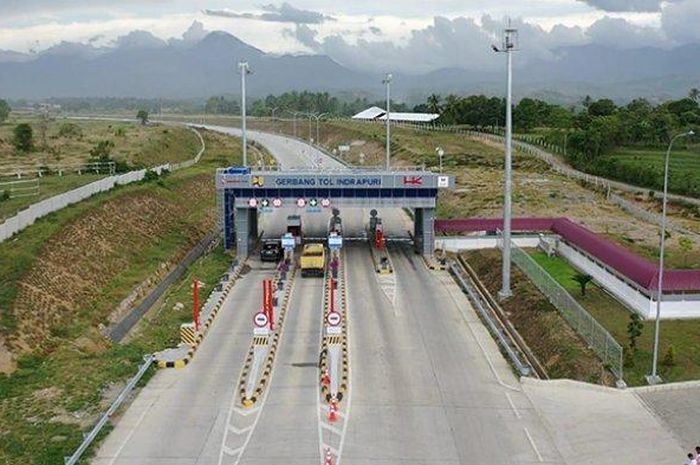 Gerbang tol Indrapuri