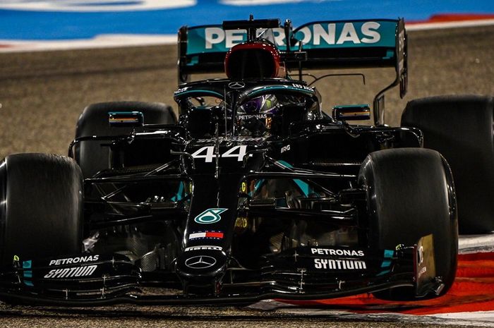 Lewis Hamilton tercepat di FP2 F1 Bahrain 2020