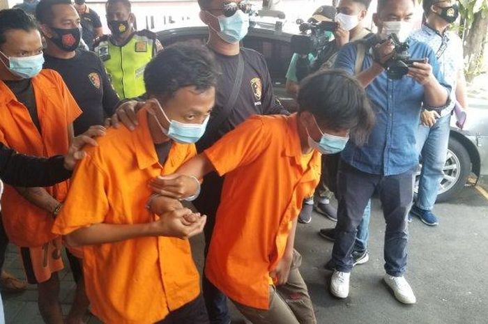 Para anggota geng motor yang menggunakan senjata tajam melukai calon korbannya di kawasan Kota Tangerang berhasil diciduk Polsek Cipondoh, Jumat (27/11/2020). 