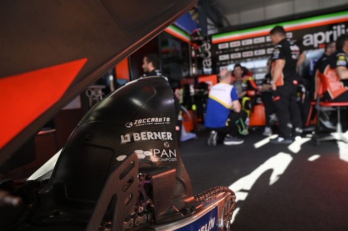 Tim Aprilia Racing bikin murka pengamat kondang MotoGP, Carlo Pernat.