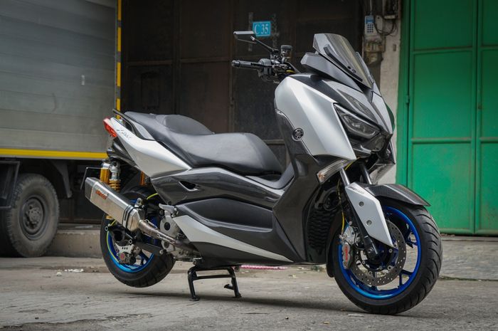 Modifikasi Yamaha XMAX fokus di pengereman dan bodi carbon, habis Rp 35 jutaan.