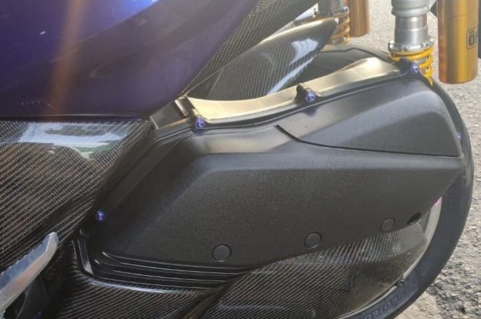 Boks filter Yamaha XMAX 300 Eropa terpasang di XMAX 250 lokal
