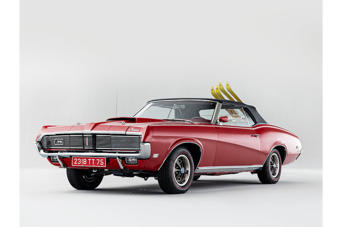 Mercury Cougar XR7 Convertible yang pernah muncul di film James Bond berjudul On Her Majesty's Secret Sercive dilelang.