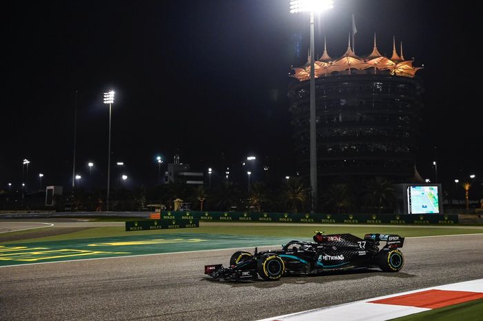Valtteri Bottas raih pole position pada kualifikasi F1 Sakhir 2020