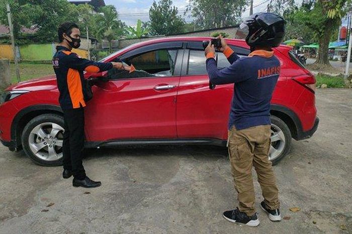 Honda HR-V disatroni maling modus pecah kaca saat ditinggal parkir