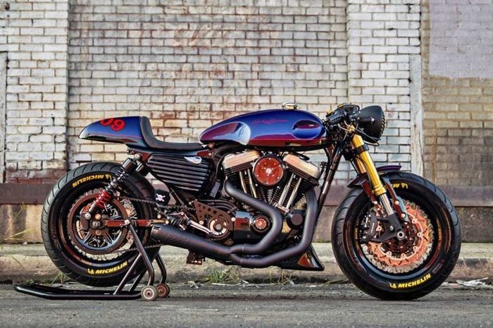 Harley-Davidson Sportster cafe racer