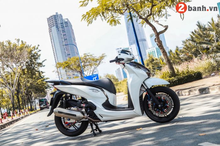 Modifikasi Honda SH300i