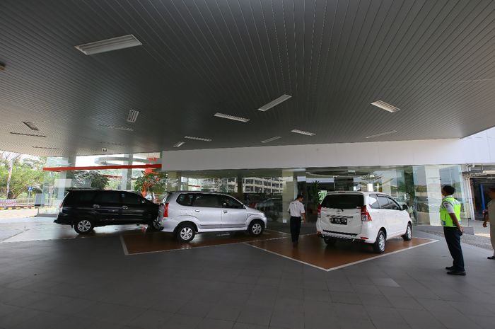 Auto2000 Digiroom, sebagai e-commerce pertama untuk sebuah dealer otomotif di Indonesia
