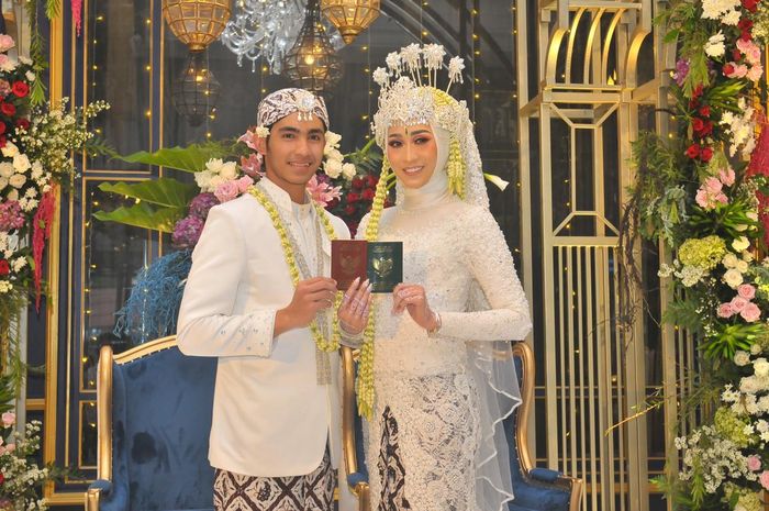 Andi Gilang resmi menikahi Syifa Putri (kanan) di D.I.Yogyakarta