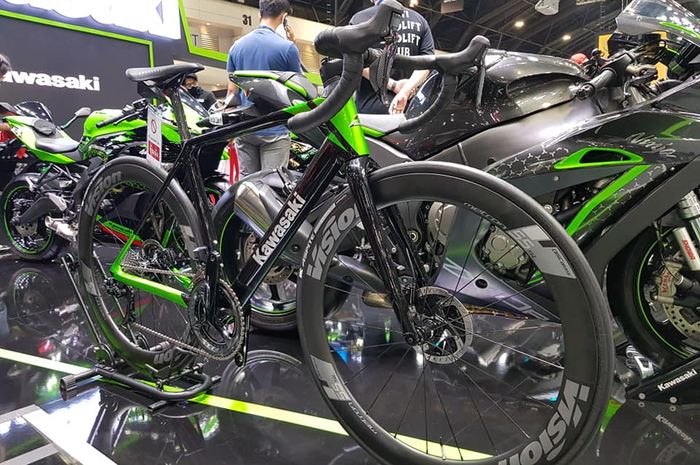 Kawasaki Road Bike yang dipamerkan di Thailand International Motor Expo 2020