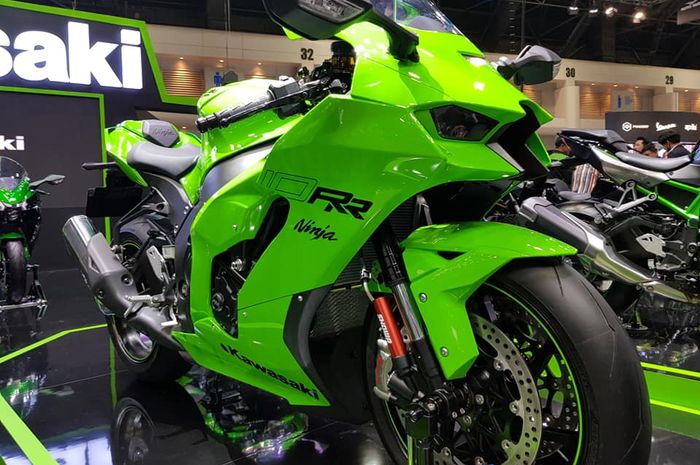 Kawasaki Ninja ZX-10RR resmi diperkenalkan di Thailand