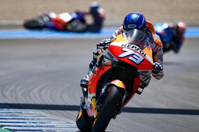 Alex Marquez lanjutkan karirnya di MotoGP 2021 mendatang bersama tim LCR Honda.