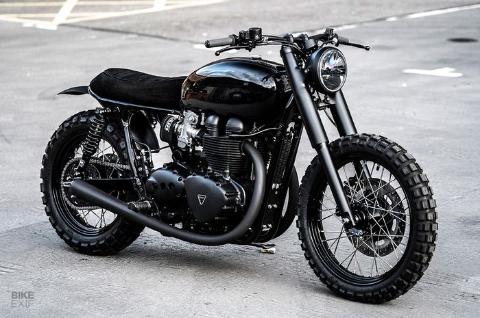 Triumph Bonneville scrambler