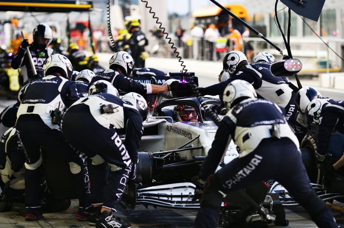 Daniil Kvyat sekali lagi harus meninggalkan F1 