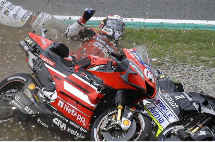 Total ada 722 crash yang terjadi di kelas MotoGP, Moto2 dan Moto3 sepanjang musim 2020. Siapa pembalap paling sering jatuh?