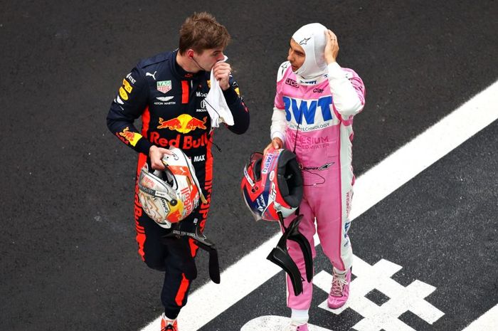 Max Verstappen dan Sergio Perez