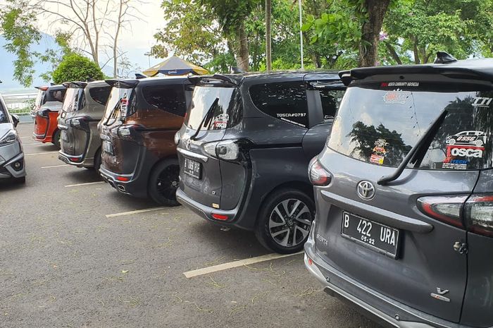 Toyota Sienta Community Indonesia (TOSCA)