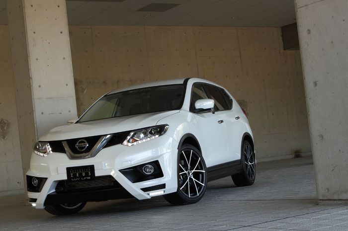 Modifikasi Nissan X-Trail hasil garapan bengkel Jepang, M'z Speed