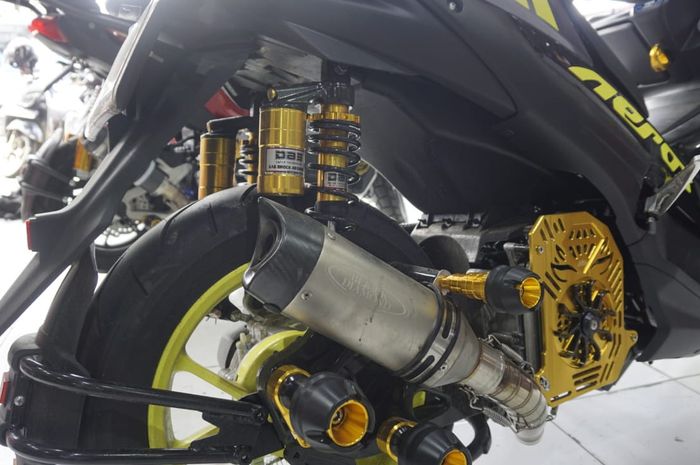 Sokbreker Yamaha Aerox