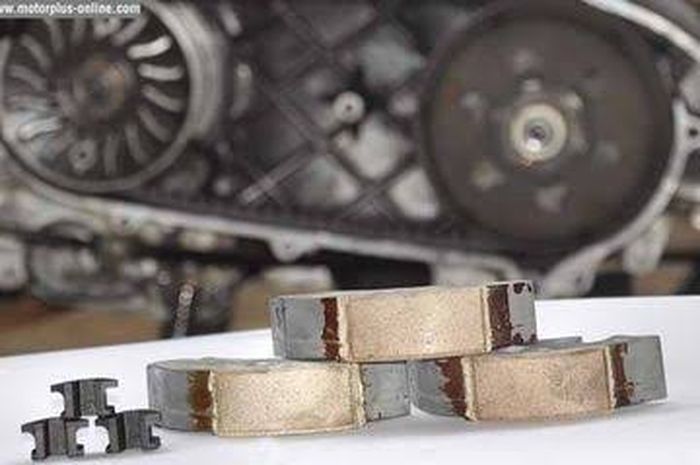 Kampas ganda Honda Vario