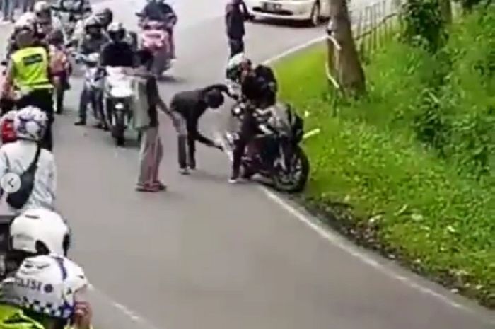 CBR250RR knalpot kena geprek saat operasi knalpot bising