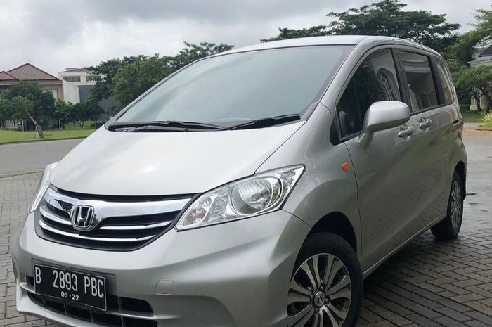 Honda Freed SD 2012