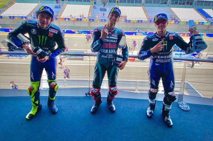 Valentino Rossi (kiri), Fabio Quartararo (tengah) dan Maverick Vinales (kanan).