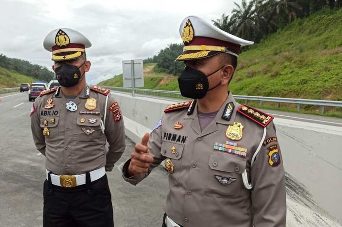 Polisi siap tidak tegas pengguna kendaraan yang ngebut melebihi 80/km jam di tol Pekanbaru-Dumai