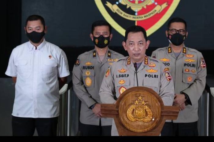 Kabareskrim Komjen Sigit Listyo Prabowo saat memberikan keterangan dalam sesi jumpa pers di Mabes Polri (Sumber: Divisi Humas Polri)