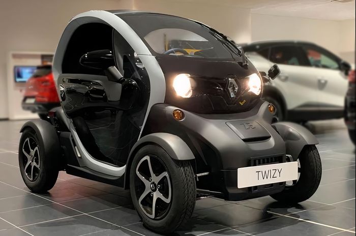 Adu Performa Mobil Listrik Mungil Renault Twizy Urban 80 Tantang