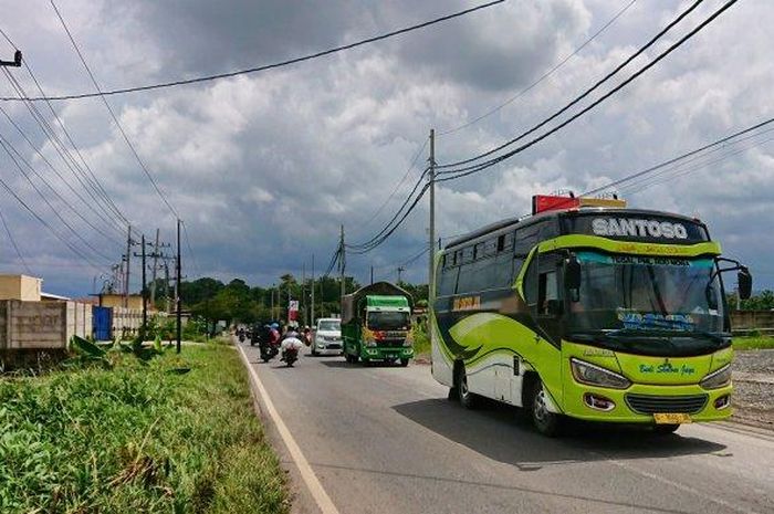 Jalan Pemalang-Bantarbolang jadi ramai sejak jalan tol trans Jawa dibuka