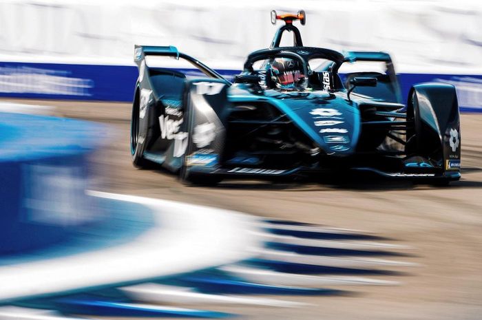 Formula E merilis jadwal balap musim musim ketujuh dengan seri pertama digelar di Diriyah, Arab Saudi.