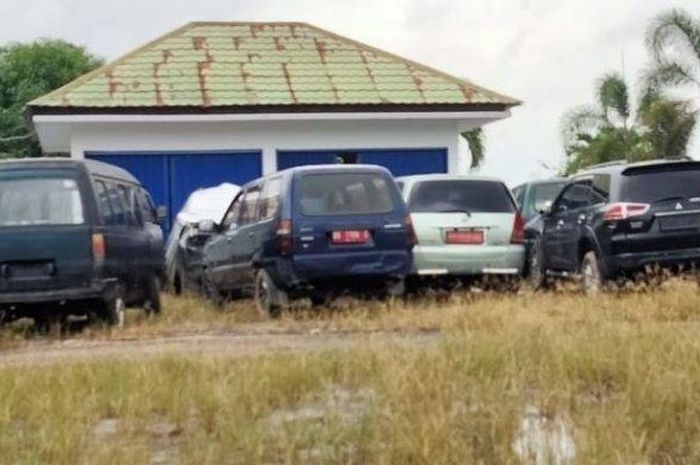 Mitsubishi Pajero Sport, Toyota Kijang Innova, Kijang Kapsul sampai Isuzu Panther eks DPRD Kabupaten Muaro Jambi siap dilelang