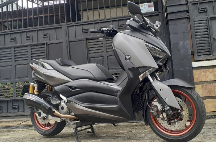 Modifikasi Yamaha XMAX tampil stylish, project nyenengin mantan pacar.