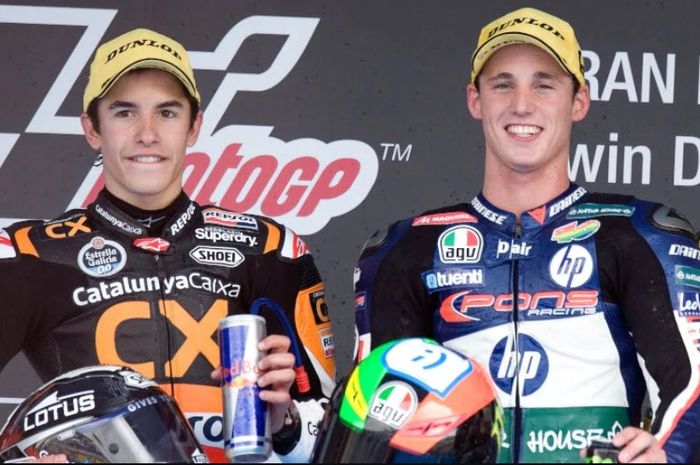 Marc Marquez (kiri) dan Pol Espargaro memang bersaing ketat sejak di Moto2 2012. 