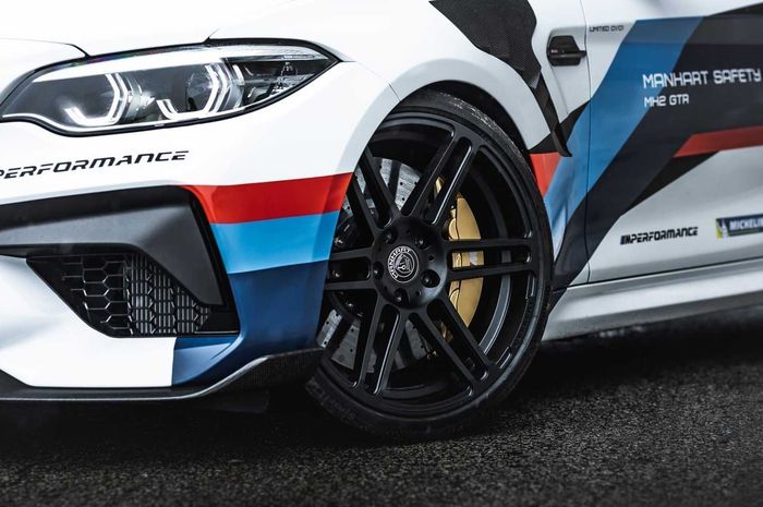 Ban Michelin Pilot Sport Cup 2