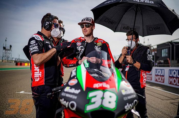 Bradley Smith mundur dari tim Aprilia sebelum MotoGP 2021. Gimana nasibnya nanti?